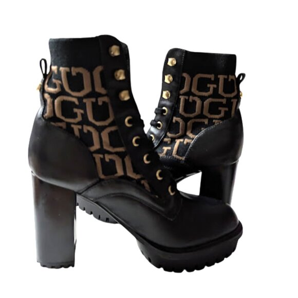 Guess Grows Black Logo Print Platform Padded Insole Round Toe Boot NWOB Size 7.5 - Picture 2 of 10